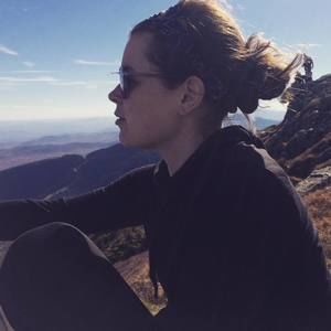 Meet your Posher, Alicia